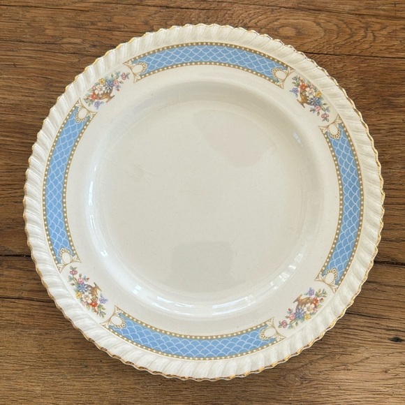 Vintage HTF Johnson Bros. Belvedere Plate, Stamped Old English - Picture 2 of 6